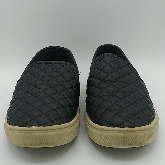 Steve Madden Black Quilted Upper Round Toe Platform Heel Slip On Loafer Sneaker - Picture 2 of 15